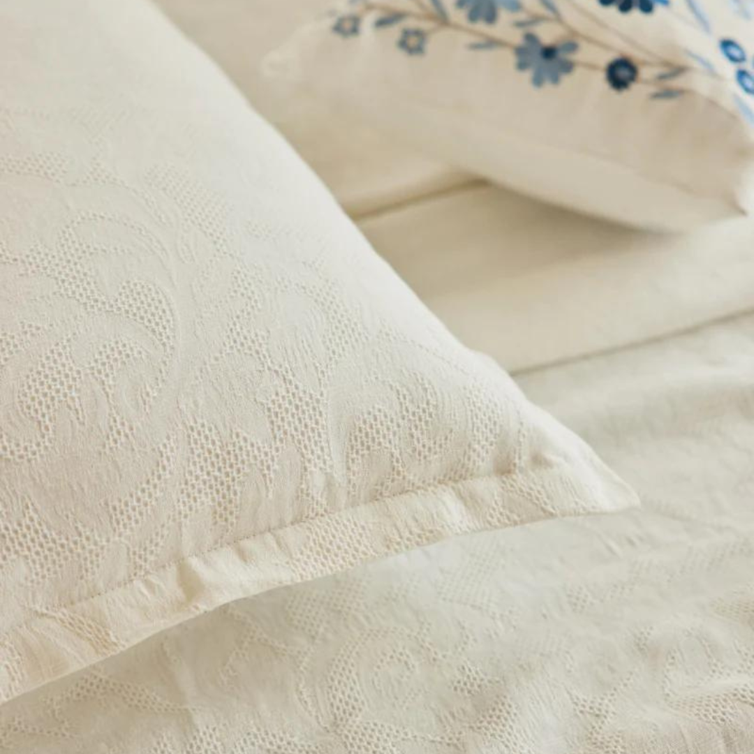 Holy Grail Homes 100% Cotton Bedspread with 2 Pillow Covers, Coverlet, Oeko-TEX Certified Luxuriously Soft Coverlet