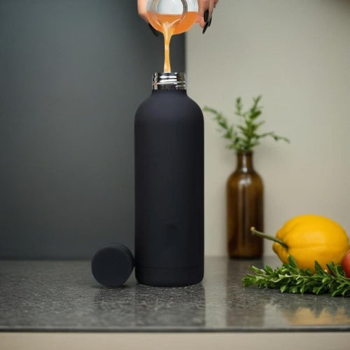 SuperGeneriX 17oz Matte Finish Stainless Steel Water Bottle | Vacuum Insulated Travel Bottle |12 hrs Hot & 18 hrs Cold| Smooth Rubber Finish Water Bottle (Black)